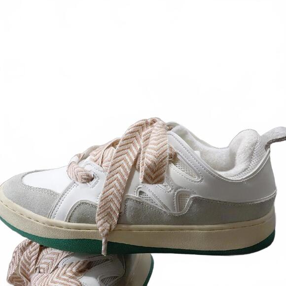 "Steve Madden"Sz.8 ROARING White, Light Gray & Green Low-Top Sneakers.Great Cond - Picture 3 of 16